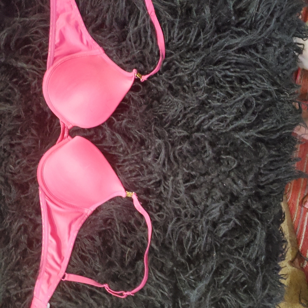 ♡Jessica Simpson hot pink bra